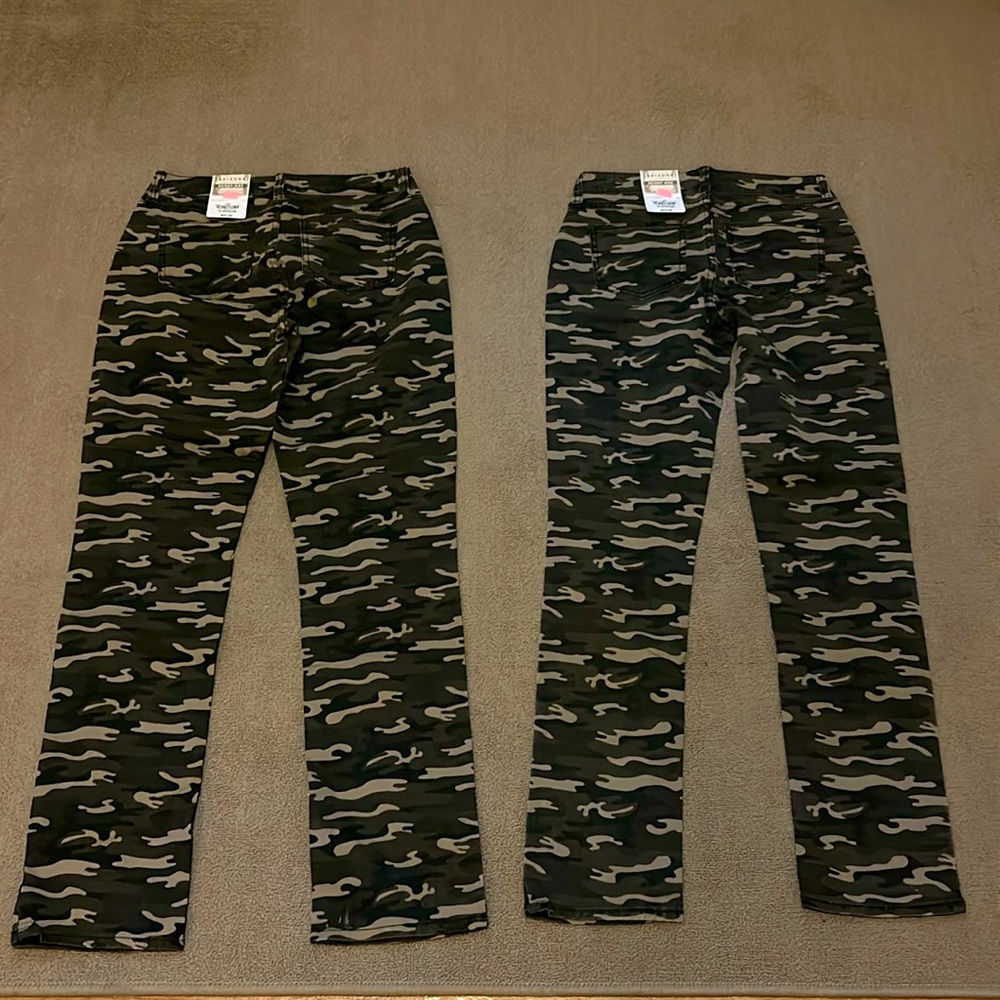 NWT Kid Girl Arizona Camouflage skinny jeans - two pairs - Picture 5 of 6